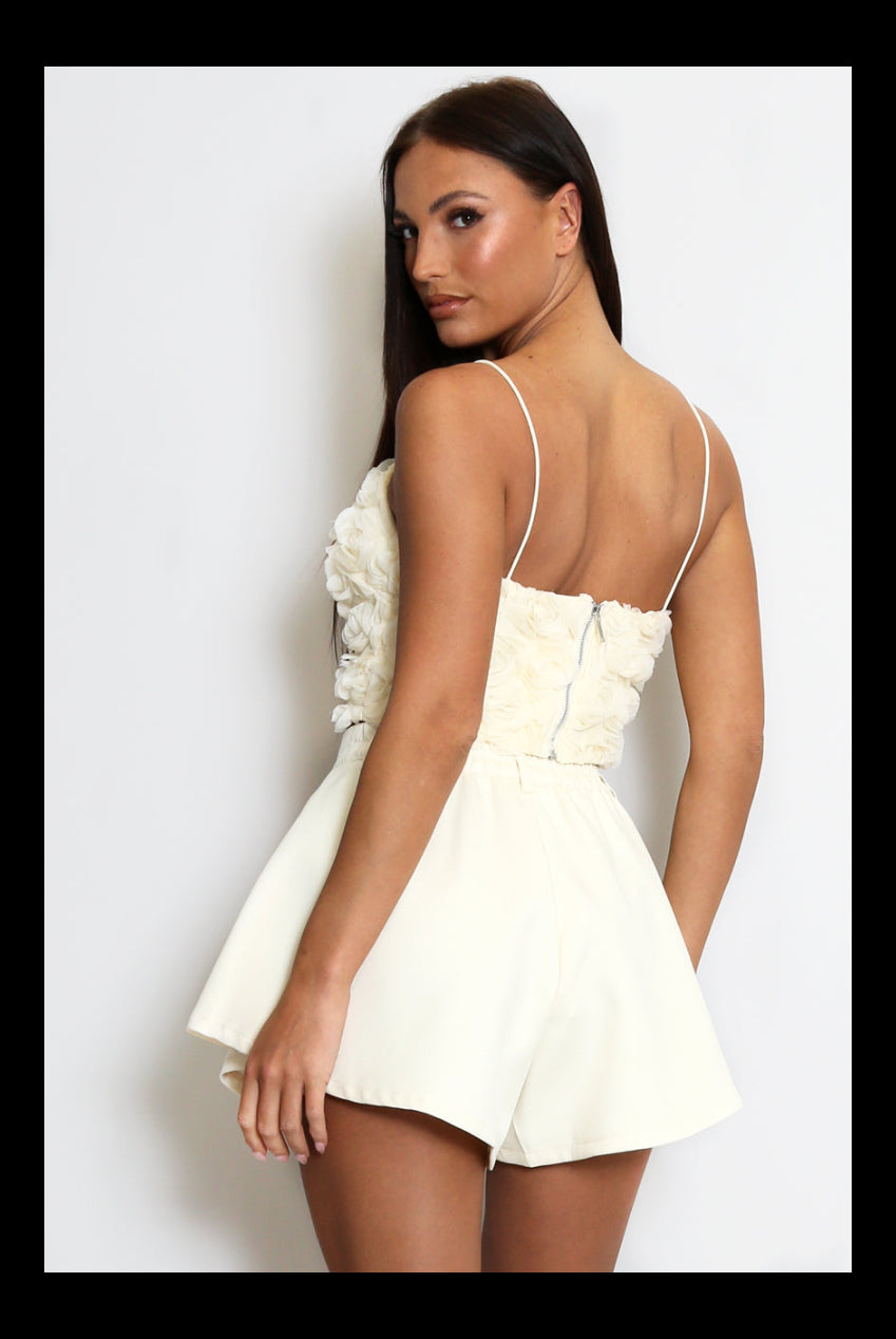 Floral Applique Strappy Crop Tops